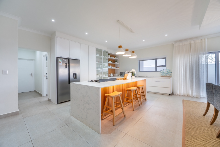 5 Bedroom Property for Sale in St Francis Links Eastern Cape